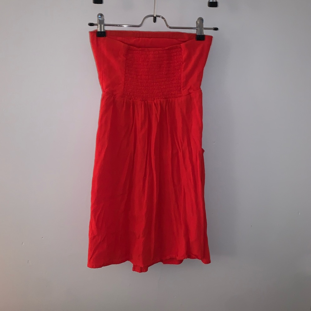 Tilly’s FULL TILT Red strapless dress with pockets